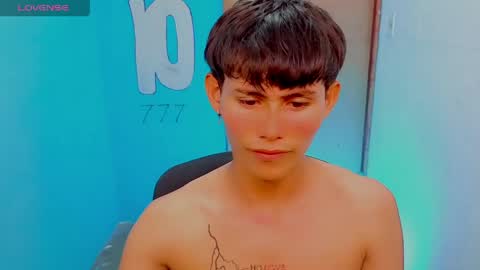 Andres online show from April 12, 3:09 am