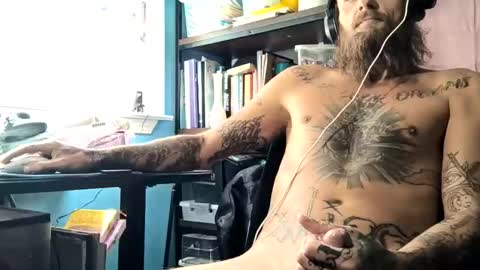 Snapshot of tattedalpha chatting on September 12, 4:40 pm tattedalpha online show from September 12, 4:40 pm