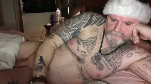 Snapshot of tattooeddilf01 chatting on December 25, 1:42 am Tattooeddilf 01 online show from December 25, 1:42 am