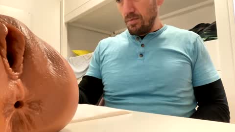 Tatuador40 online show from December 14, 2:31 pm