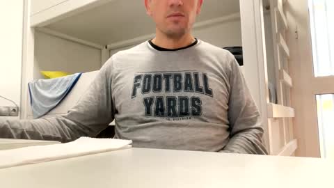 Tatuador40 online show from December 29, 12:45 pm