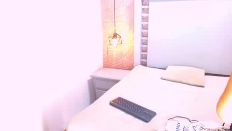 tayler online show from February 28, 4:32 am