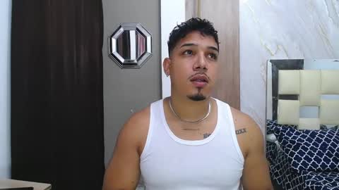 taylor_collins_2 online show from November 9, 6:45 pm