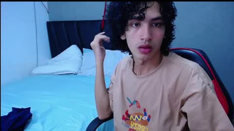 Tayron online show from October 10, 7:29 pm