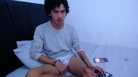 Tayron online show from January 10, 4:09 pm