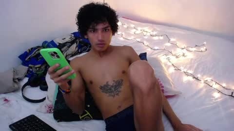 Tayron online show from December 29, 4:08 pm