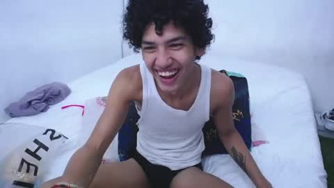 Tayron online show from December 25, 4:22 pm