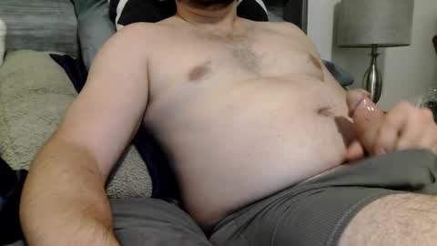 Snapshot of tbag2102 chatting on March 11, 5:57 pm Tbag2102 online show from March 11, 5:57 pm