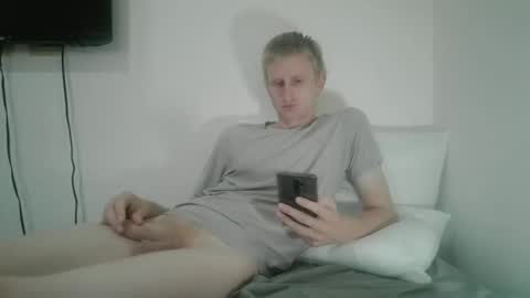 tcute0 online show from December 19, 4:53 am