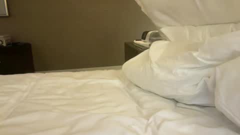 Snapshot of techman21000 chatting on December 12, 12:05 am techman21000 online show from December 12, 12:05 am