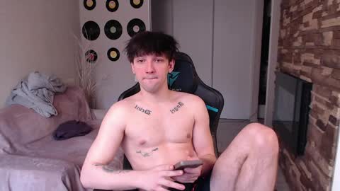 Teddy online show from March 31, 5:31 am