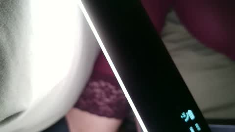 teki80j online show from March 21, 8:19 am