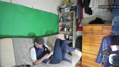 Virg Lszl online show from February 27, 6:09 pm