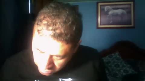 Snapshot of tender_eldelatienda chatting on December 23, 5:49 am Fabio Canavaro online show from December 23, 5:49 am