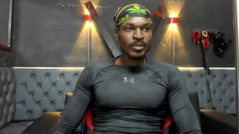 terranze_z online show from February 18, 7:33 pm