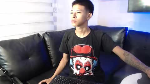 tessachains online show from January 13, 2:05 am