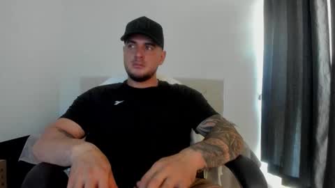 Snapshot of teylor_creed chatting on October 20, 7:07 pm teylor creed online show from October 20, 7:07 pm