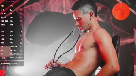 INSTAGRAM   Th1rss online show from November 28, 6:21 pm