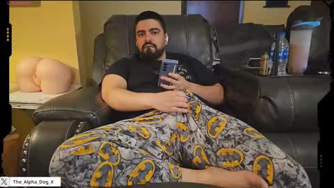 the_alpha_dog_xxx online show from February 10, 4:04 pm