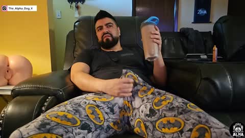 the_alpha_dog_xxx online show from December 2, 4:07 pm
