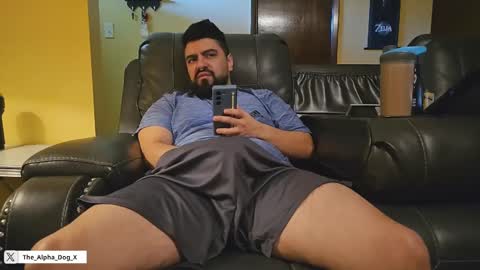 the_alpha_dog_xxx online show from December 11, 4:16 pm