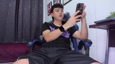 the_skinnyguys online show from January 15, 11:29 pm