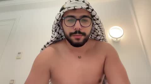 thearabboy98 online show from January 16, 1:14 pm