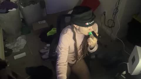 babydjac online show from December 16, 10:11 am