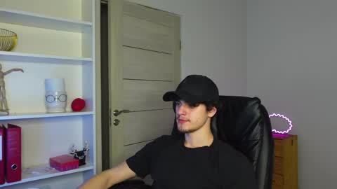 Thebrad H online show from March 6, 6:38 pm