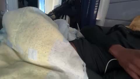 theeshooterr online show from October 25, 1:35 pm