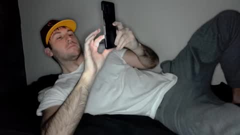 Theetwohander online show from December 7, 3:14 am