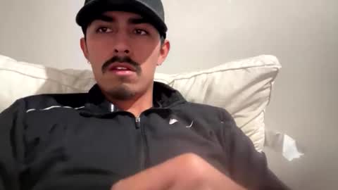 theglorious2002 online show from October 28, 2:58 am