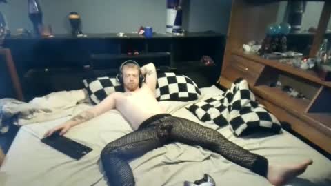 fuzzyfox online show from September 9, 10:52 pm