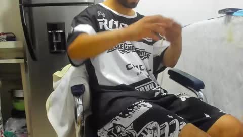 thehousedog online show from December 8, 10:36 pm