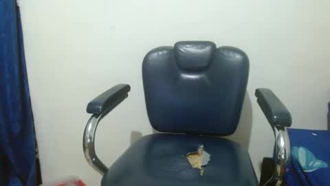 thehousedog online show from October 20, 1:42 am