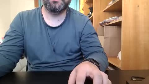 themoontiger online show from December 3, 8:59 pm