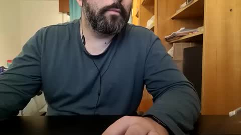 themoontiger online show from December 15, 9:23 pm