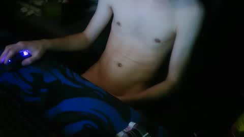 theothede19cm online show from January 12, 8:13 pm