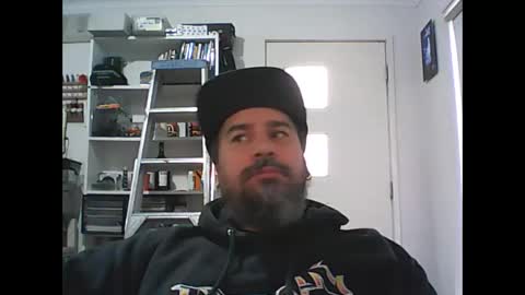 aussiebeard online show from September 17, 1:50 am