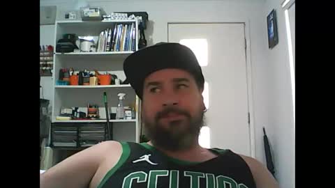 aussiebeard online show from January 10, 2:04 am