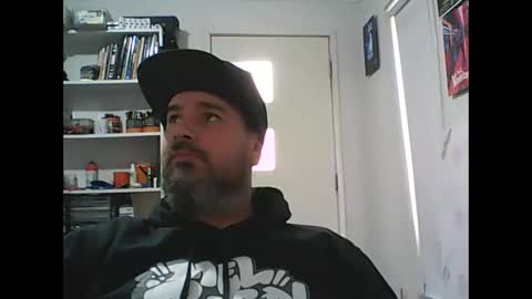 aussiebeard online show from October 6, 1:43 am