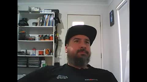 aussiebeard online show from October 13, 1:55 am