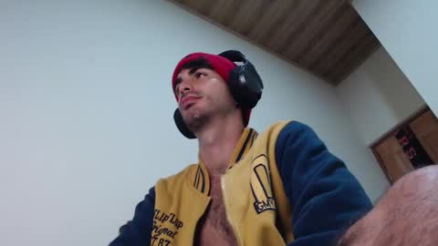 Santiago Enrique online show from March 3, 6:32 am