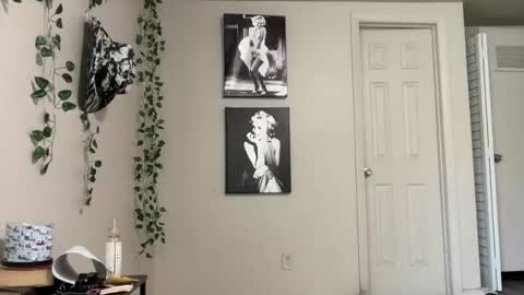 therealferrarii online show from March 26, 3:16 pm