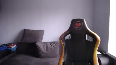 Nick   online show from March 3, 1:04 pm