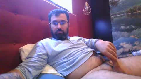 Snapshot of theviper1990 chatting on February 25, 11:33 pm Carlos1990 online show from February 25, 11:33 pm