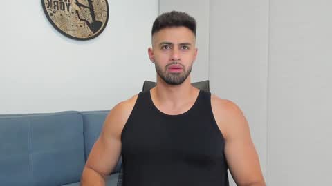 thiago_driussi online show from December 23, 2:02 am