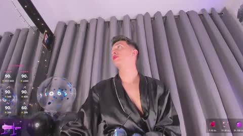 SanThiago online show from November 19, 10:31 pm