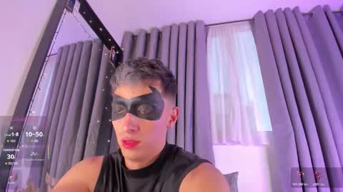 SanThiago online show from October 28, 10:34 pm