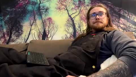 thickjimxx online show from August 4, 8:20 am